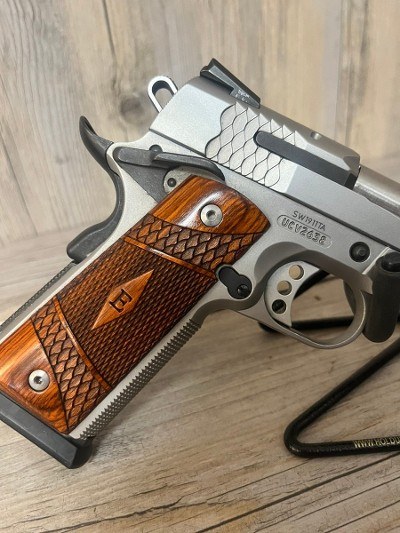SMITH & WESSON SW1911TA E-SERIES .45 ACP