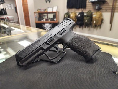 HECKLER & KOCH VP9 9MM LUGER (9X19 PARA) - Image 2 of 3