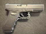 GLOCK G17 GEN 3 9MM LUGER (9X19 PARA) - 2 of 3