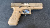 GLOCK 17 GEN 5 9MM LUGER (9x19 PARA) - 1 of 3