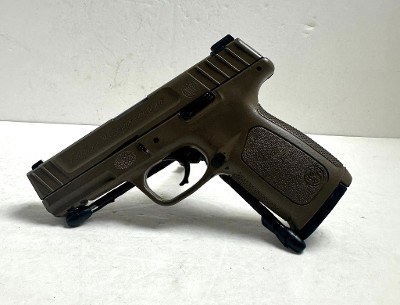 SMITH & WESSON SD40 VE .40 S&W