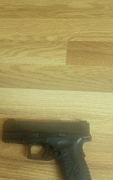 SPRINGFIELD ARMORY XD-40 .40 S&W - 2 of 3