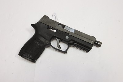 SIG SAUER P250 9MM LUGER (9x19 PARA)
