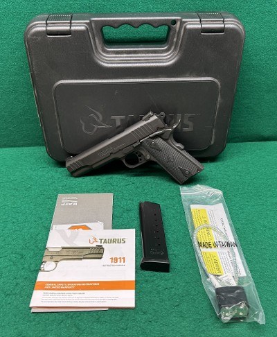 TAURUS 1911 45 ACP .45 ACP