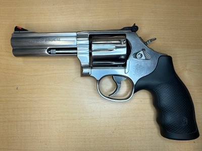 SMITH & WESSON 686 .357 MAG