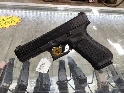 GLOCK 17 GEN 5 9MM LUGER (9x19 PARA)