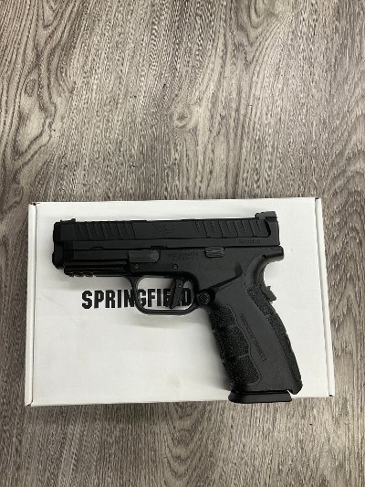 SPRINGFIELD ARMORY XD MOD-3 9MM LUGER (9x19 PARA)