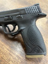 SMITH & WESSON M&P 40 STAINLESS .40 CALIBER - 3 of 3