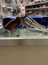 SMITH & WESSON MODEL 610 10MM - 1 of 3