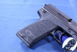 HECKLER & KOCH USP .40 S&W - 3 of 3