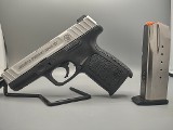 SMITH & WESSON SD40 VE .40 S&W - 1 of 3