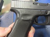 GLOCK G22
GEN 4 .40 S&W - 3 of 3