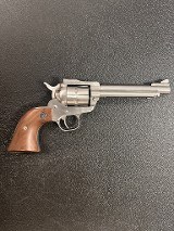 RUGER NEW MODEL SINGLE-SIX .22 LR - 3 of 3