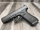 GLOCK 17 GEN 5 9MM LUGER (9x19 PARA) - 1 of 3