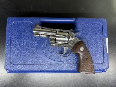 COLT PYTHON .357 MAG