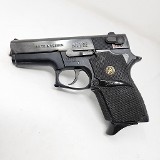 SMITH & WESSON 469 with pachmayr grips 9MM LUGER (9x19 PARA) - 1 of 3