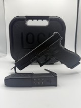 GLOCK 22 .40 S&W
