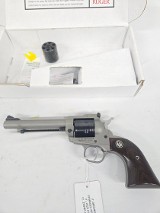 RUGER Super Wrangler w/2 Cylinders, Upgrade Grips, Original Box .22 LR/.22 WMR