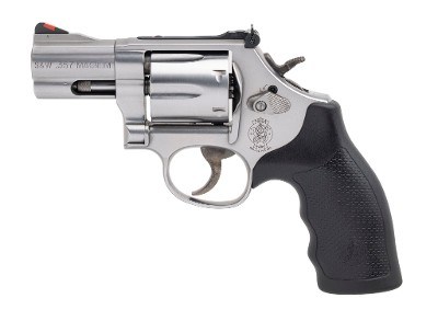 SMITH & WESSON 686-6 .357 MAG