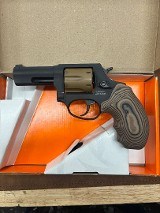 TAURUS M856 DEFENDER .38 SPL - 2 of 3 TAURUS M856 DEFENDER .38 SPL - 2 of 3