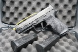 SIG SAUER P320 WILSON COMBAT 9MM LUGER (9x19 PARA) - 1 of 3