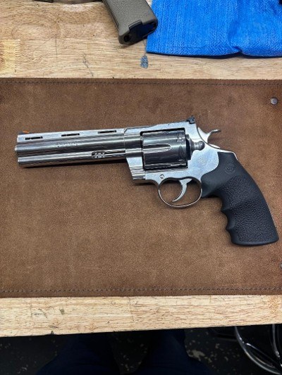 COLT ANACONDA .44 MAG/.44 SPL