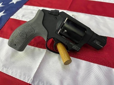 SMITH & WESSON M&P BODYGUARD 38 .38 SPL