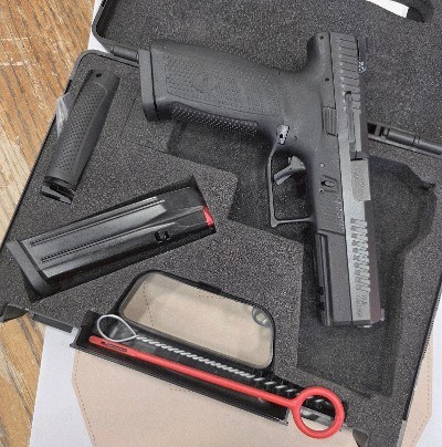 CZ P-10 F 9MM LUGER (9X19 PARA)