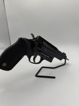 TAURUS THE JUDGE .45 colt / .410 - 3 of 3