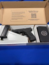 SMITH & WESSON PERFORMANCE CENTER M&P9 METAL CARRY COMP 9MM LUGER (9X19 PARA) - 2 of 3
