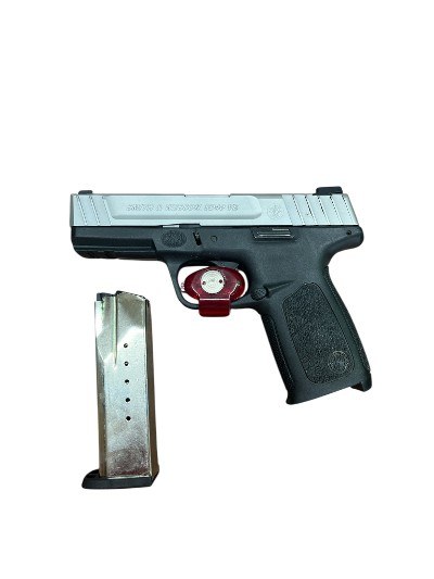 SMITH & WESSON SD40 VE .40 S&W
