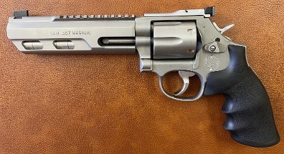 SMITH & WESSON 686-6 Competitor .357 MAG
