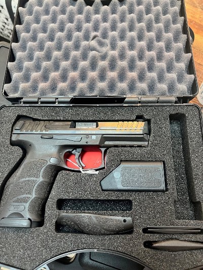 Heckler & Koch VP9-B 9MM LUGER (9X19 PARA)