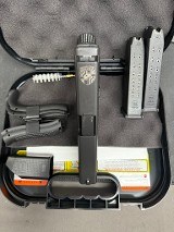 GLOCK
G22 GEN 4 .40 S&W - 3 of 3