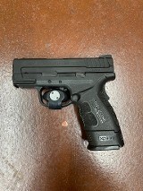 SPRINGFIELD ARMORY XD-40 SUB COMPACT .40 S&W - 1 of 3