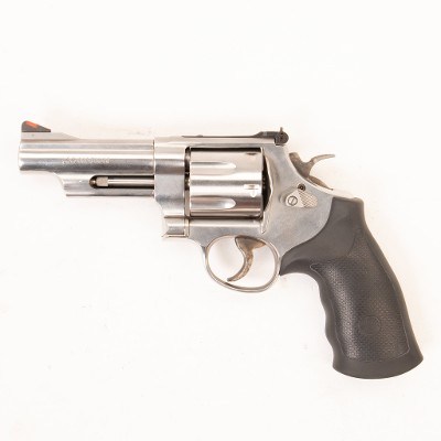SMITH & WESSON 629-6 .44 MAGNUM