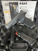 SIG SAUER OEM P365 MACRO 9MM LUGER (9x19 PARA) - 1 of 3