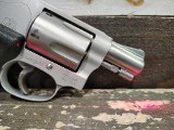SMITH & WESSON 642-2 .38 SPL - 2 of 3