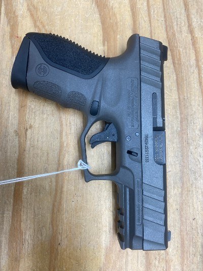 STOEGER STR-9C 9MM LUGER (9x19 PARA)