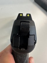 HECKLER & KOCH P30L .40 S&W - 3 of 3