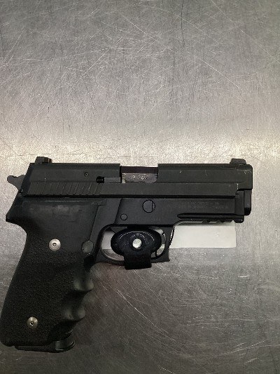 SIG SAUER P229 .40 S&W