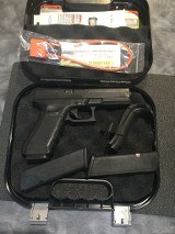 GLOCK glock 17 gen 4 9MM LUGER (9x19 PARA) - 1 of 3