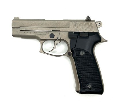 ASTRA A-100 9MM LUGER (9x19 PARA)