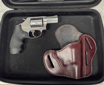 SMITH & WESSON 60-14 .38 SPECIAL/.357 MAGNUM