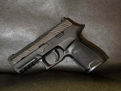SIG SAUER P320 9MM LUGER (9x19 PARA)