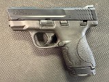 SMITH & WESSON M&P 9 SHIELD 9MM LUGER (9X19 PARA) - 1 of 3