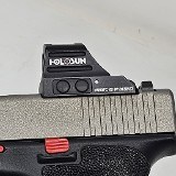 GLOCK 19 gen 4 custom 9MM LUGER (9x19 PARA) - 2 of 3 GLOCK 19 gen 4 custom 9MM LUGER (9x19 PARA) - 2 of 3