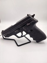 SIG SAUER P229 .40 S&W