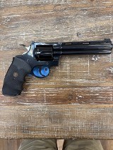 COLT BLUED PYTHON .357 MAG