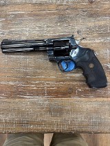 COLT BLUED PYTHON .357 MAG - 2 of 2 COLT BLUED PYTHON .357 MAG - 2 of 2